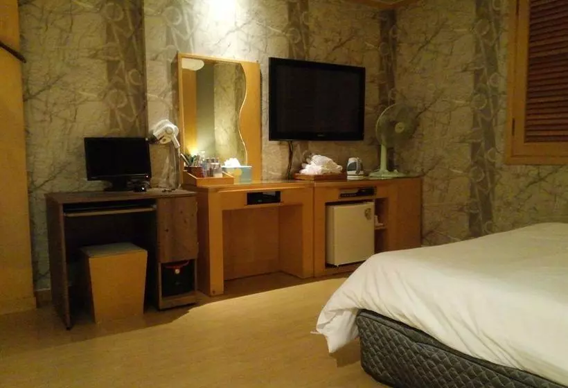 Hôtel Ramses Goyang