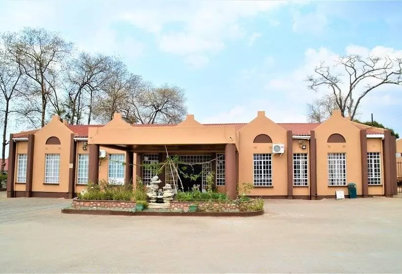 Riverside Hotel And Conference Centre
