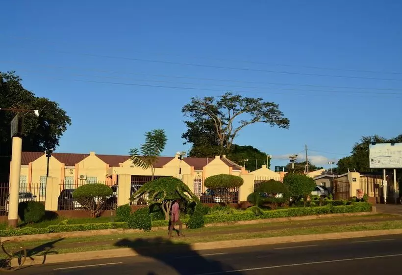 Riverside Hotel And Conference Centre