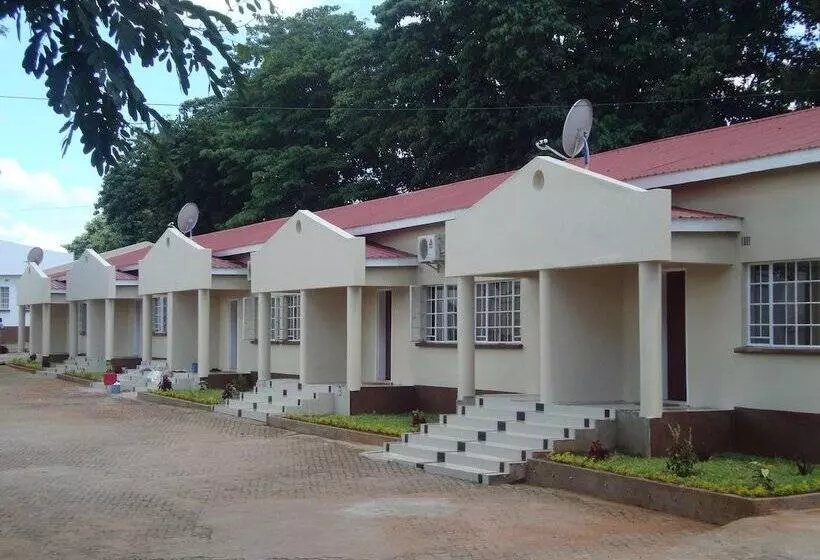 Riverside Hotel And Conference Centre