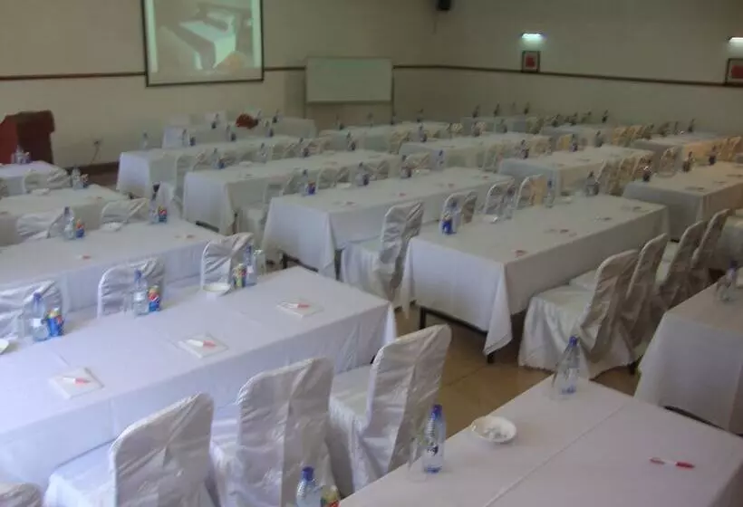 Riverside Hotel And Conference Centre
