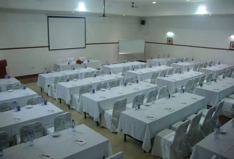 Riverside Hotel And Conference Centre