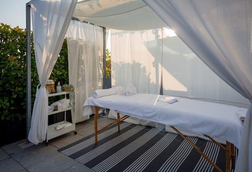 هتل Eurostars Santa Luzia