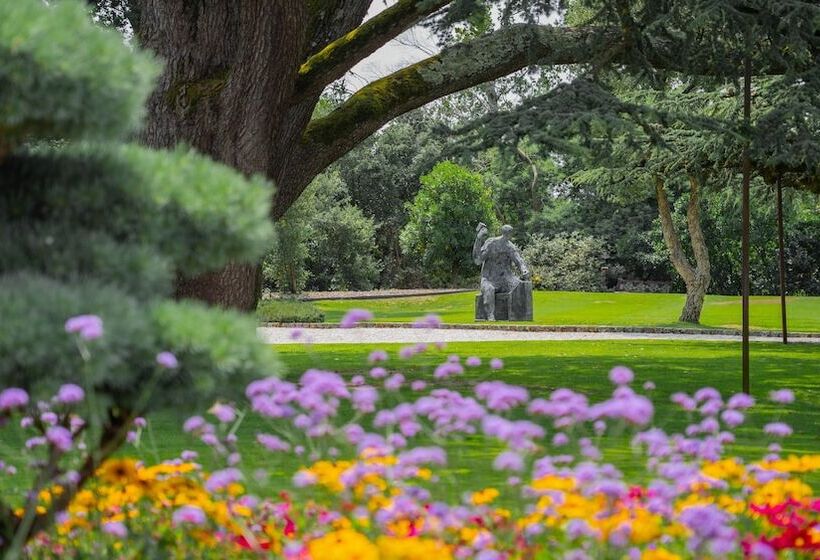 펜션 Chateau Pape Clement