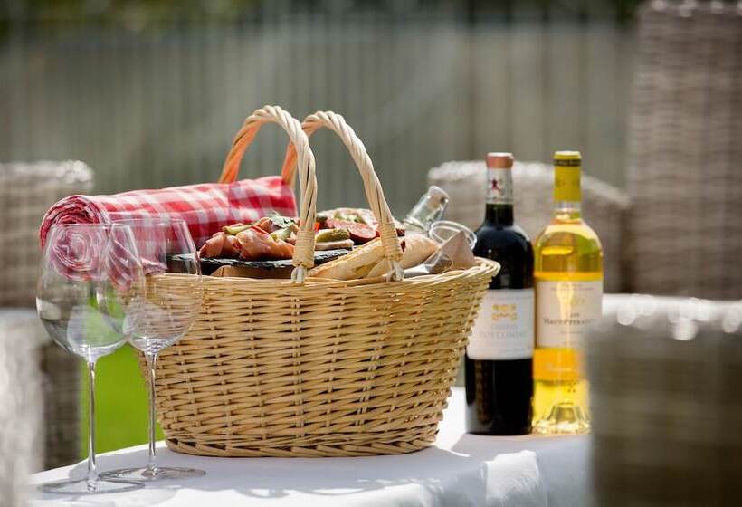 펜션 Chateau Pape Clement