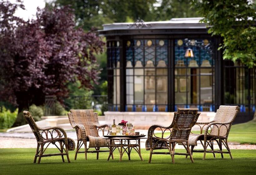 펜션 Chateau Pape Clement