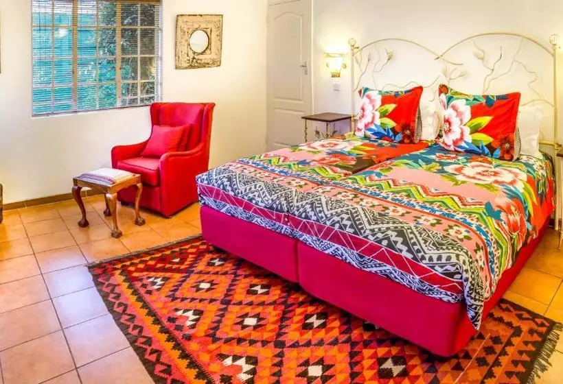 پانسیون Jacana Gardens Guest Lodge