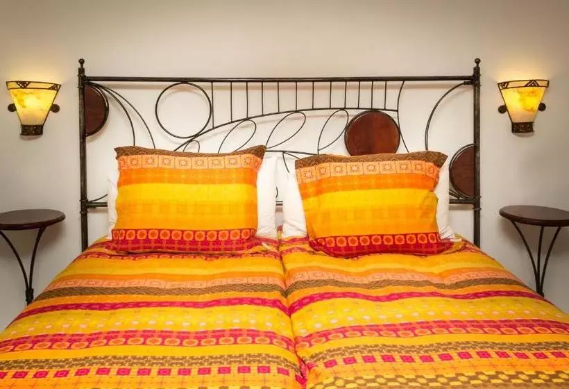 پانسیون Jacana Gardens Guest Lodge