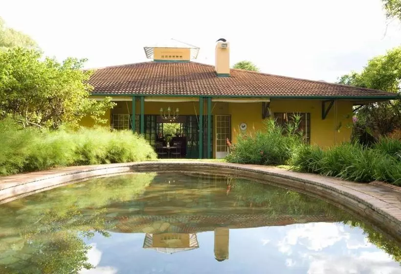 پانسیون Jacana Gardens Guest Lodge
