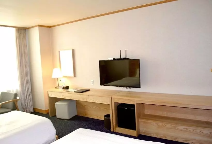 Queen Vell Hotel & Wedding