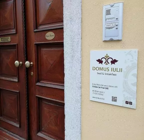 Nocleg ze śniadaniem Domus Iulii