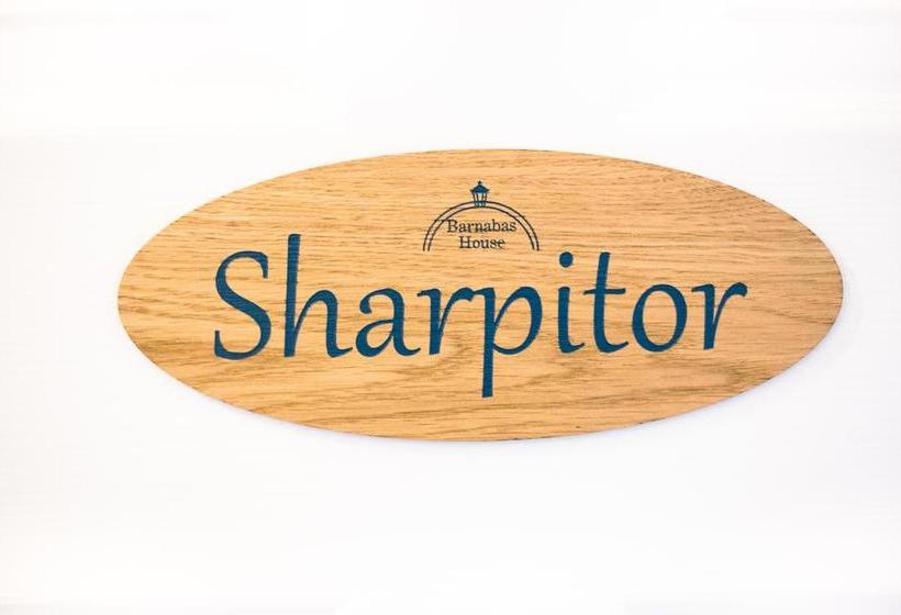 민박 Barnabas House