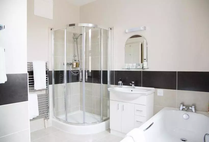 تختخواب و صبحانه Barnabas House