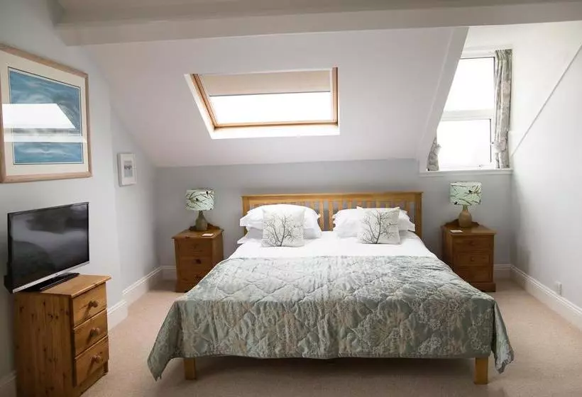 تختخواب و صبحانه Barnabas House