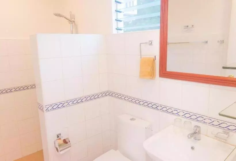 Hotelli Alona Vida Beach Hill Resort