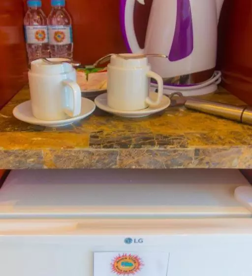 Hotelli Alona Vida Beach Hill Resort