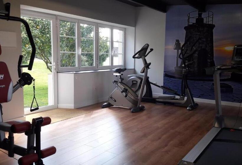 هتل Casa De Castro