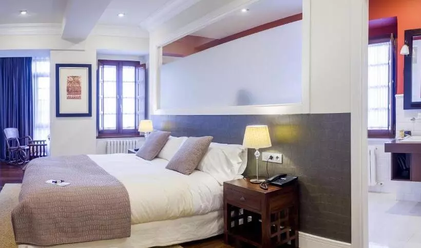 Hotel Casa De Castro