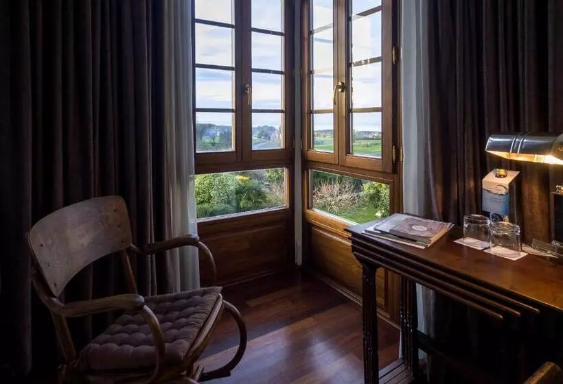 Hotel Casa De Castro