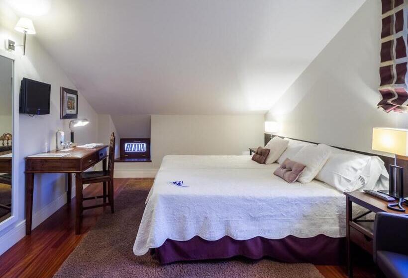 هتل Casa De Castro