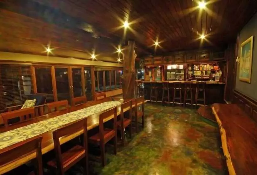 هتل Castelo Do Mar