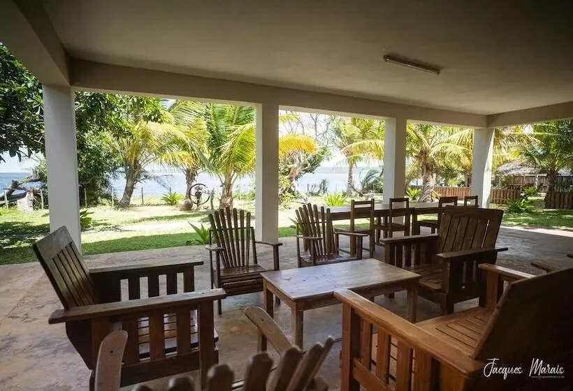 هتل Castelo Do Mar