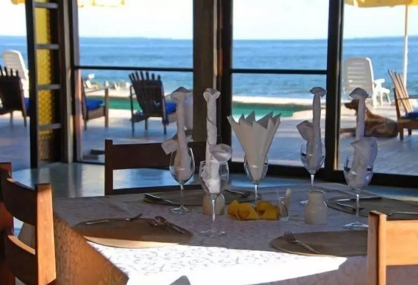 هتل Castelo Do Mar