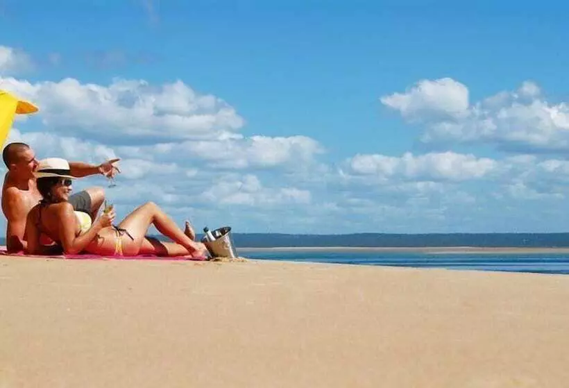 هتل Castelo Do Mar