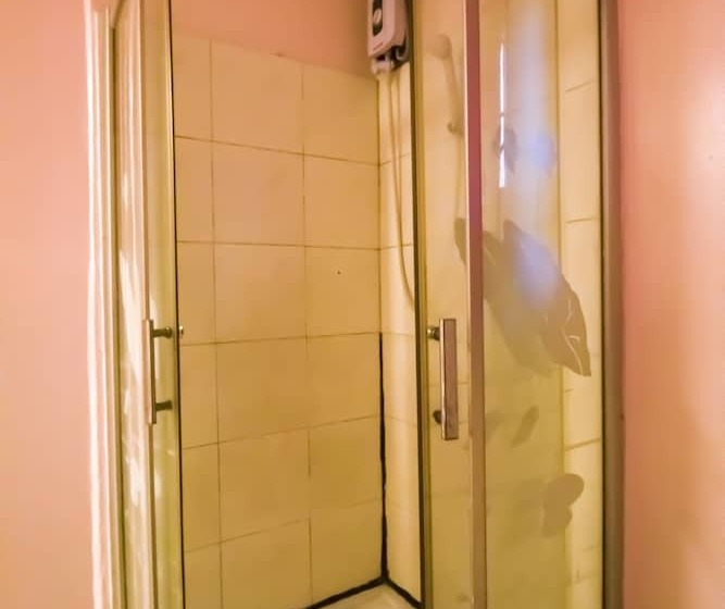 Hotel Golden Mango Inn