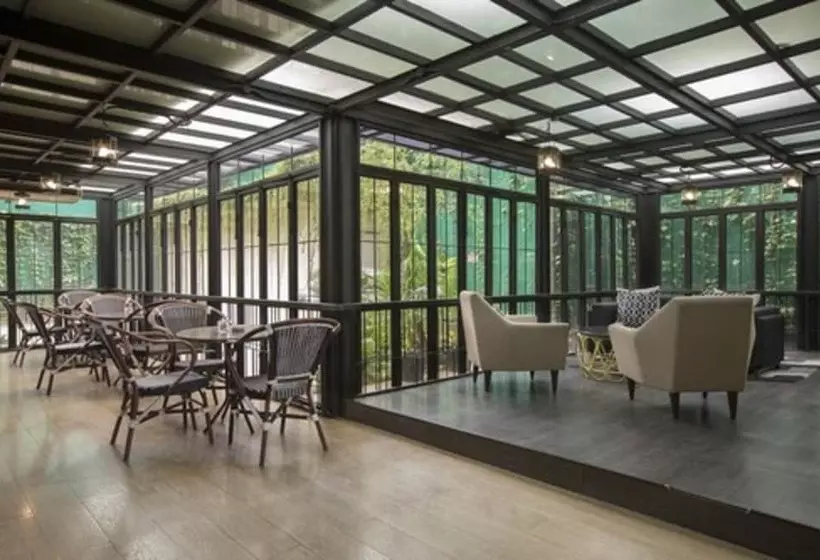 Hotel Grandhika Iskandarsyah