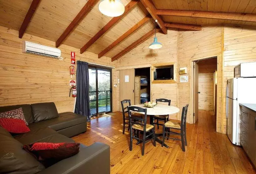 Hotelli Lakes And Craters Holiday Park