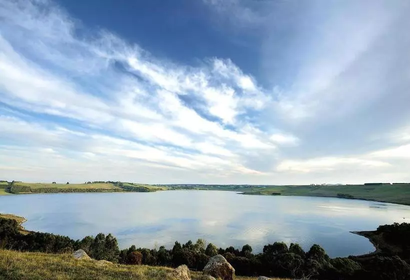 Hotelli Lakes And Craters Holiday Park