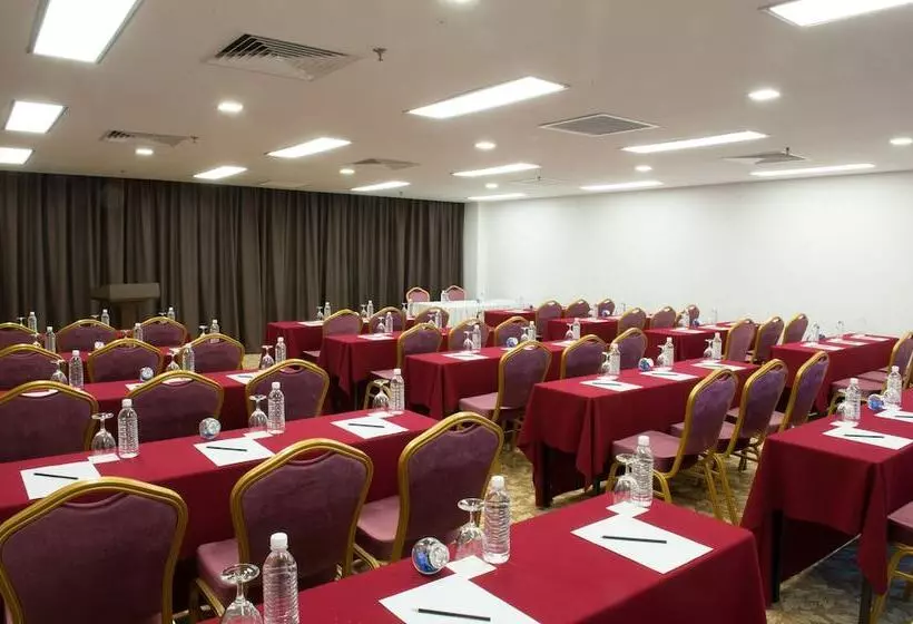 Pan Borneo Hotel Kota Kinabalu