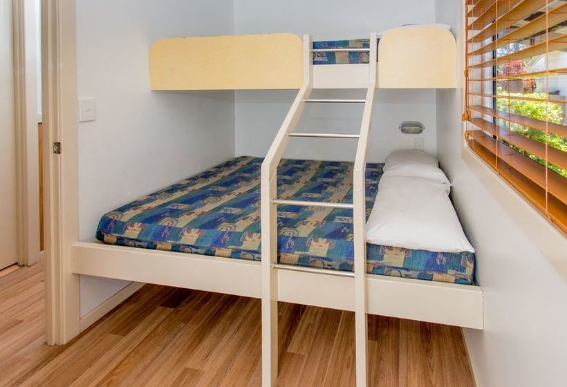 호텔 Big4 Park Beach Holiday Park