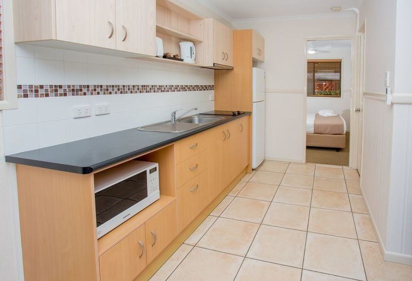 호텔 Big4 Park Beach Holiday Park