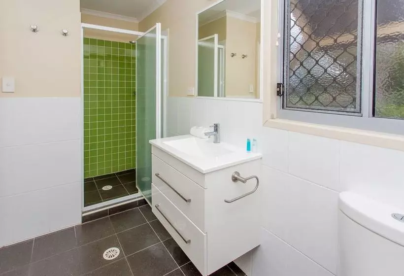 فندق Big4 Park Beach Holiday Park