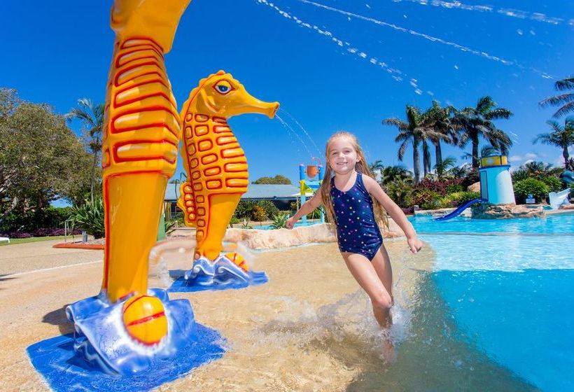 호텔 Big4 Park Beach Holiday Park