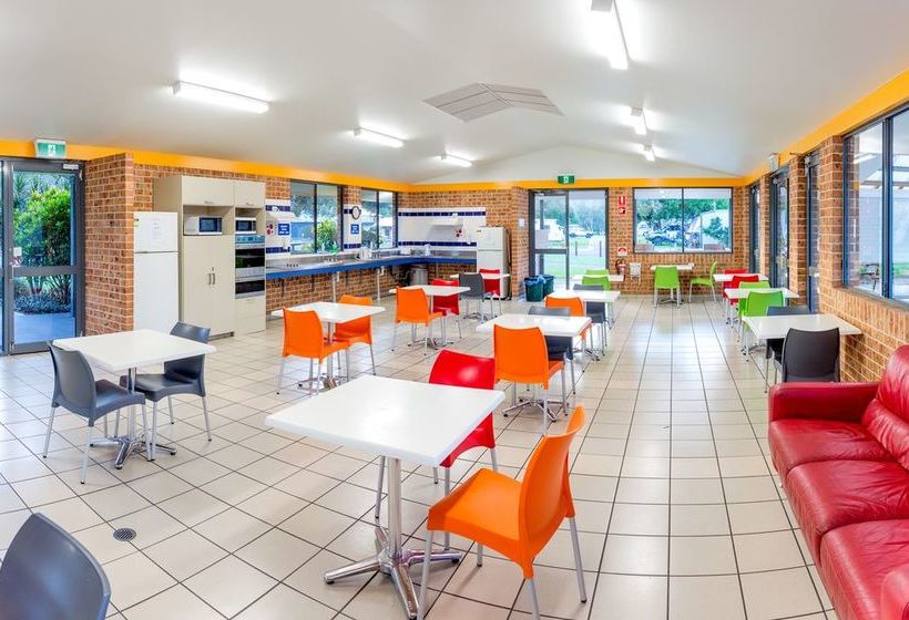 호텔 Big4 Park Beach Holiday Park