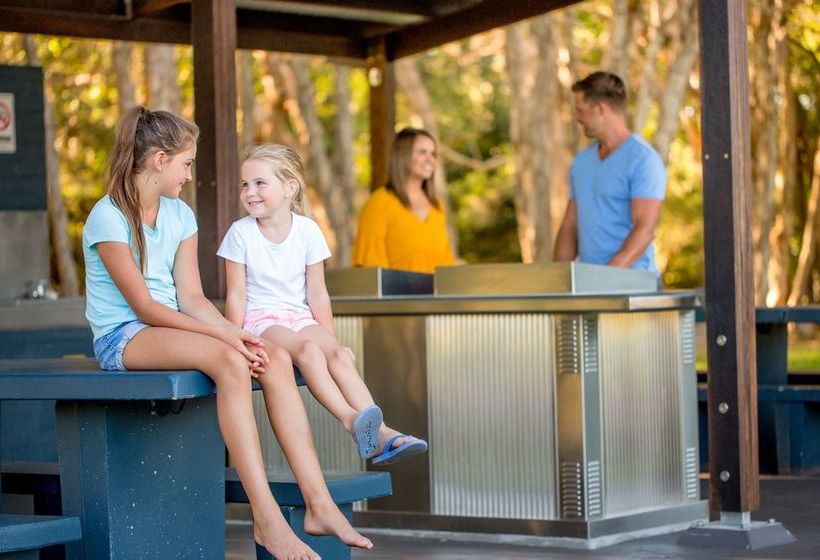 호텔 Big4 Park Beach Holiday Park