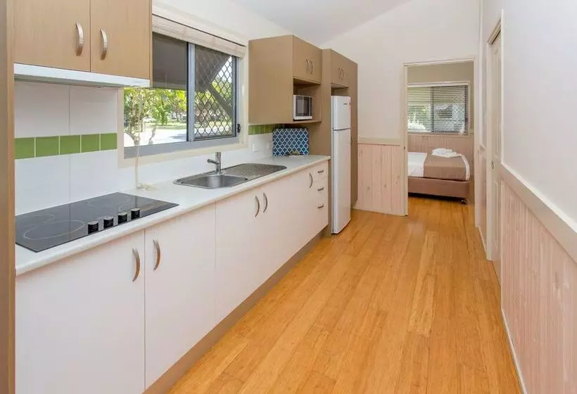 فندق Big4 Park Beach Holiday Park