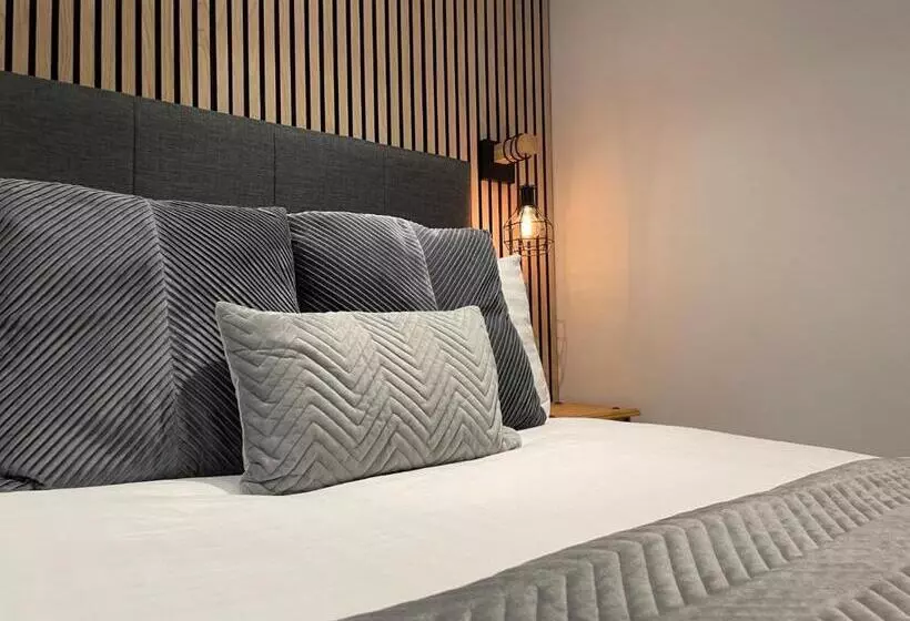 هتل Prince Llewelyn