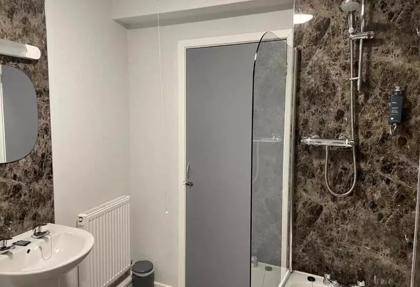 هتل Prince Llewelyn