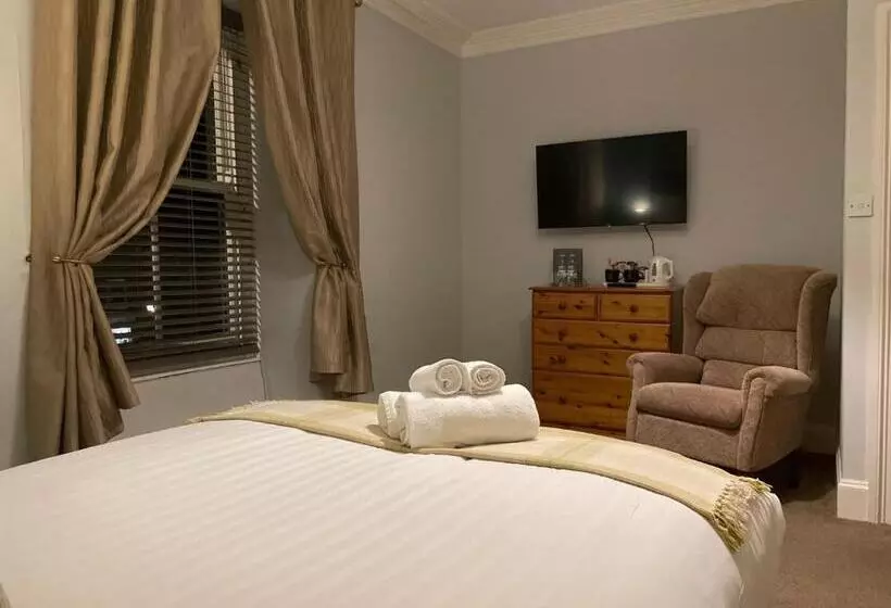 هتل Prince Llewelyn