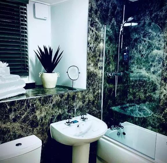 هتل Prince Llewelyn