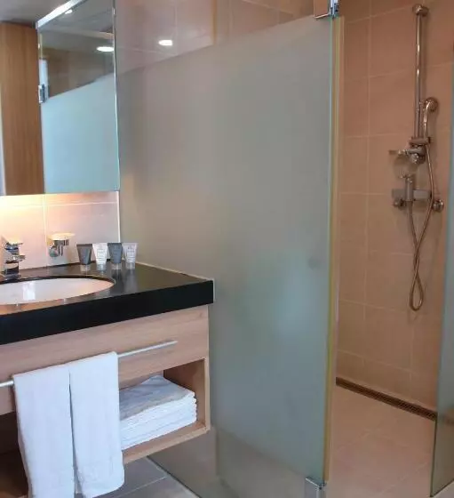 Hotelli Riviera Geoje