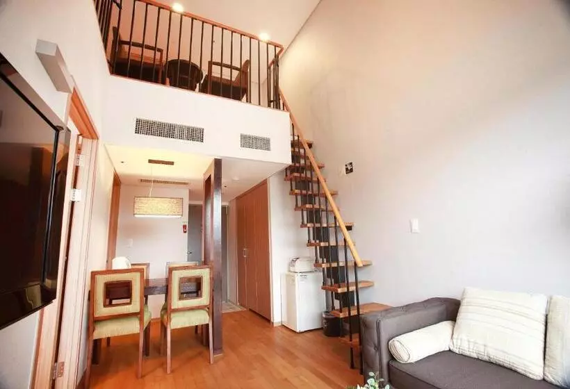 Hotelli Riviera Geoje