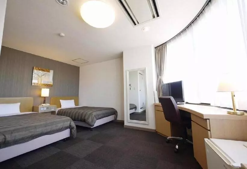 בית מלון כפרי Route Inn Seibu Chichibu Ekimae