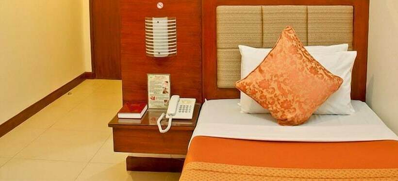 Отель Royal Garden