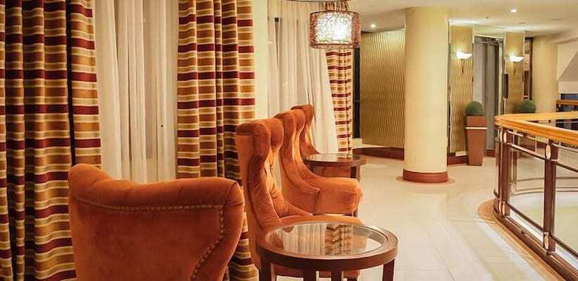 Отель Royal Garden