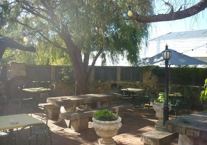 Naracoorte Hotel Motel